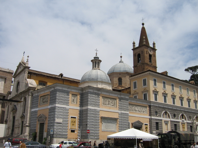 Tillbaka till Fotogalleriet -Foton  fr&aring;n Rom